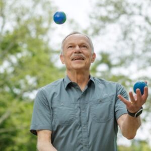 Jay juggling